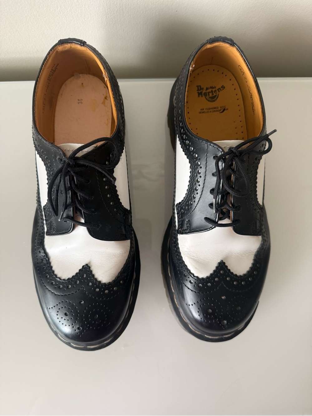 Dr. Martens vintage 3989 Black & White Brogue Leather Platform Oxford Shoes - Picture 9 of 9